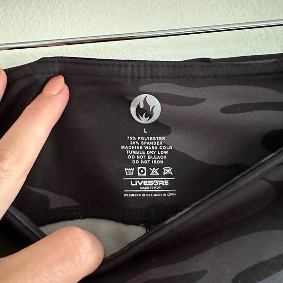 LIVESORE Camo Printed Performance Leggings L - Picture 5 of 7